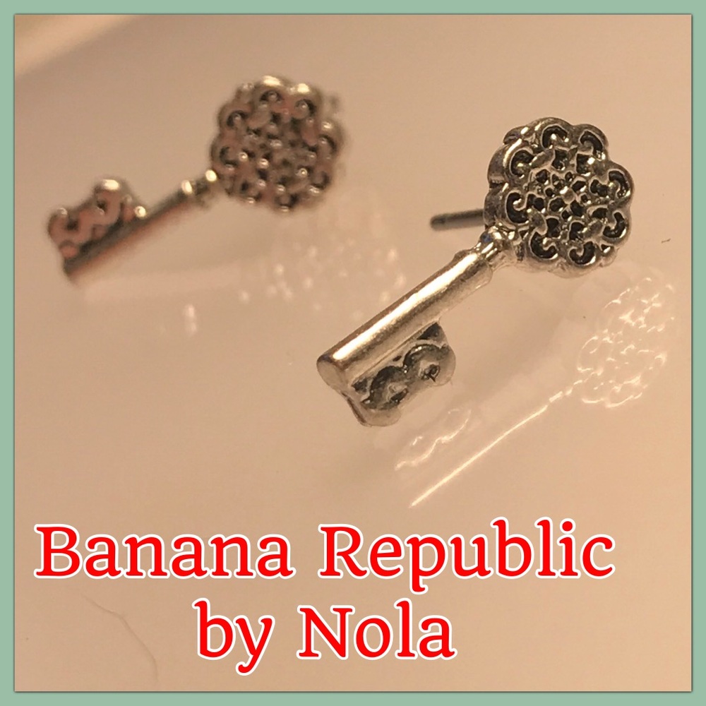 🥡 New Stainless Steel Posts Silver Stud Key Nola
